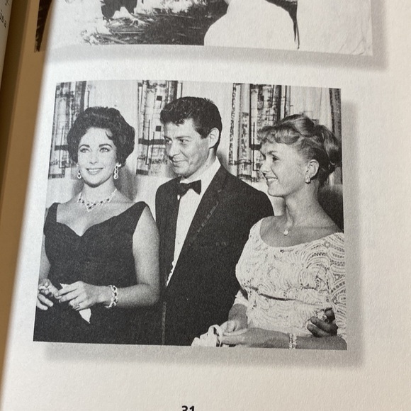 CARRIE FISHER WISHFUL DRINKING - A LIFE RIPPED FROM THE HEADLINES - HUMO… - Picture 6 of 9